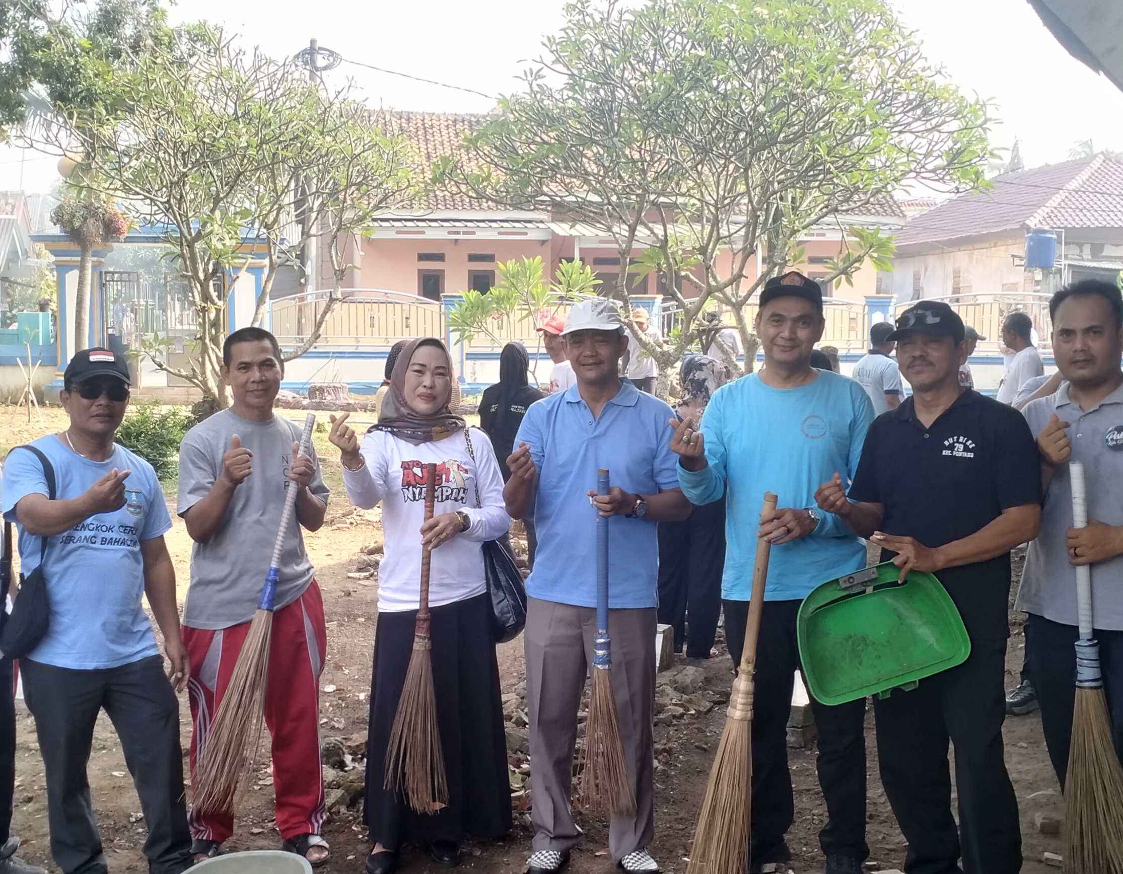 giat-hari-ini-jumat-26-juni-2026-korve-indonesia-asri-jumat-bersih-pemerintah-kecamatan-pontang-kabupaten-serang-lokasi-makam-sultan-aria-singaraja-desa-singarajan-kecamatan-pontang-kabupaten-serang